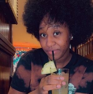 Meet your Posher, Rose dany